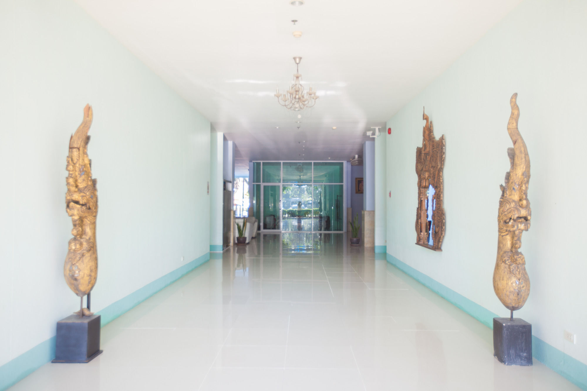 Chalong Beach Hotel Phuket Rawai Ngoại thất bức ảnh